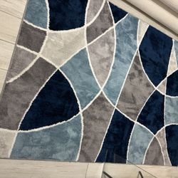 Area rug 83’ long 60 wide 