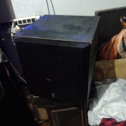 Yamaha Mini Subwoofer 