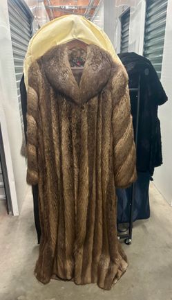 Gorgeous Full length Beaver Fur Coat Marshall Fields