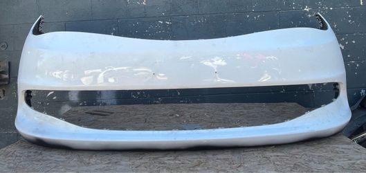 2020-2025 Chrysler Grand Caravan / Voyager Front Bumper