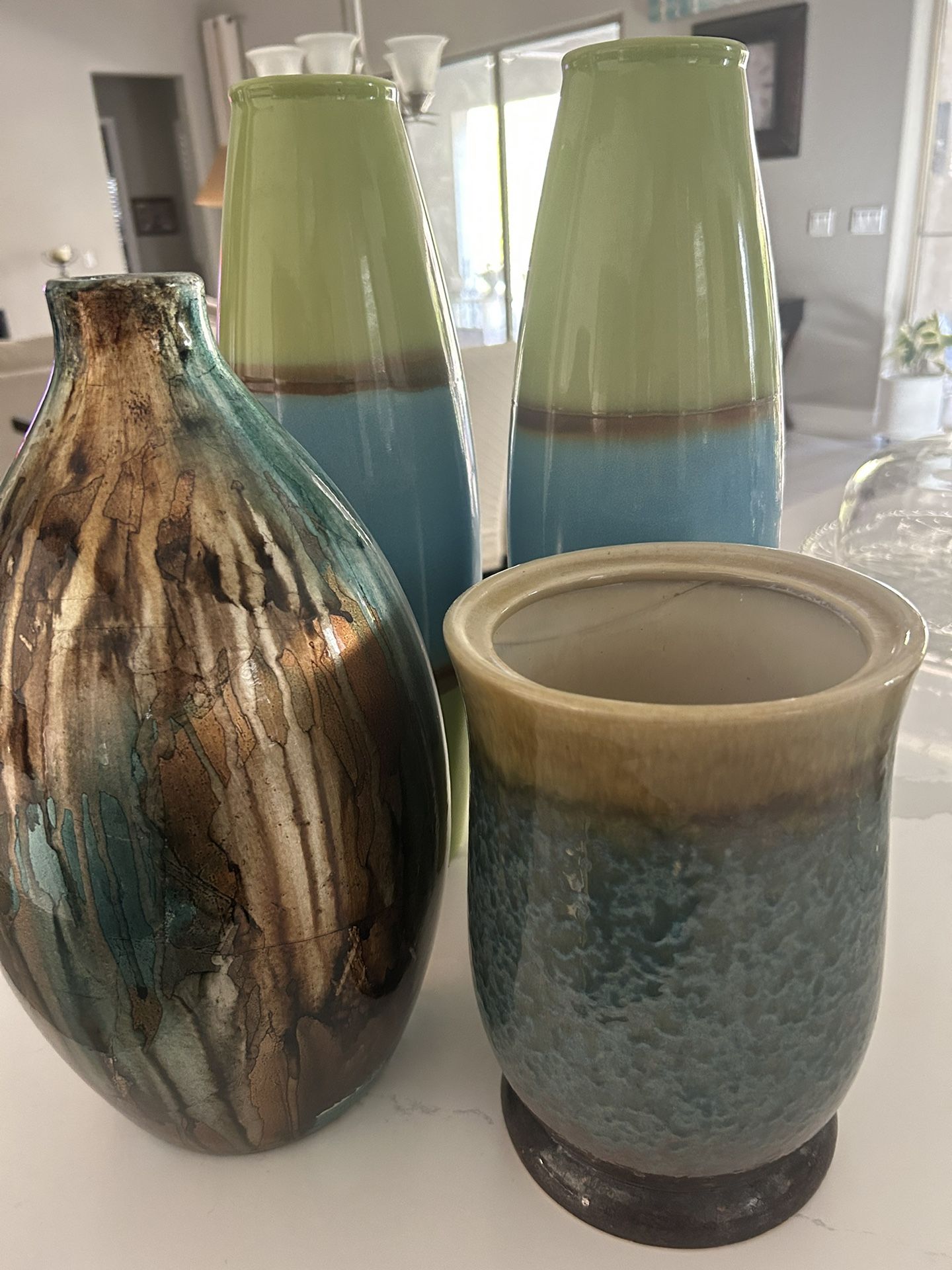 Lot Of 4 Ceramic Pots House Decor