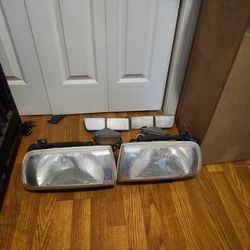98 Jetta Tdi Part Out. Front Lights/Reflectors