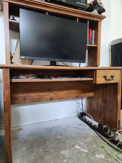 Desk for 50 delivery in spokane valley free