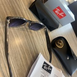 Ray-Ban