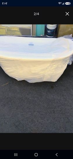 Freestanding bathtub center drain ,available now  no box available now  Allen & Roth brand