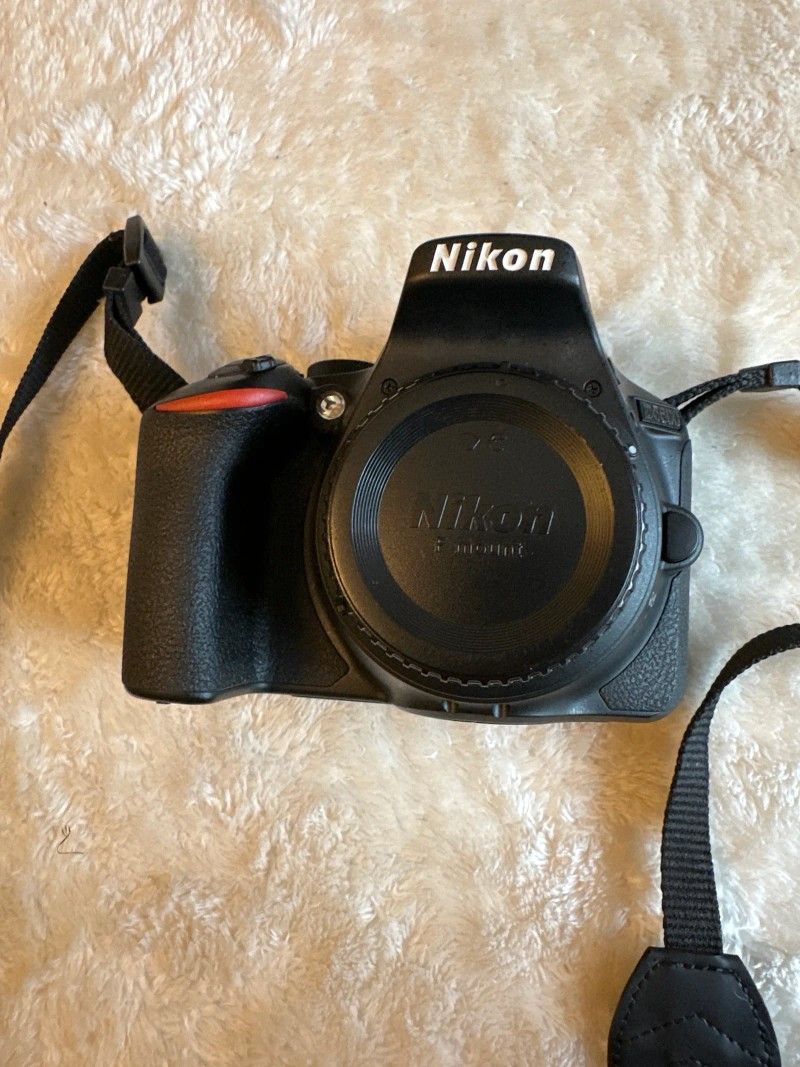 Nikon D5600 Body Only