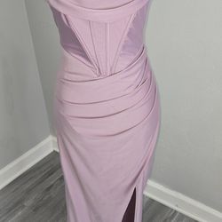 Pink maxi dress with slit