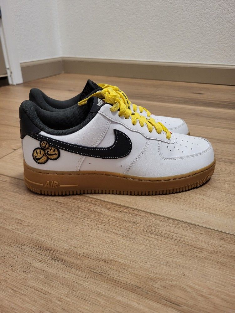 Air Force 1 '07 LV8 Go The Extra Smile