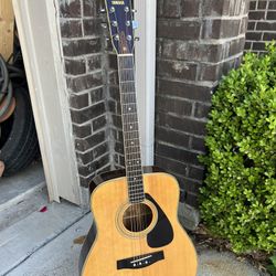 Yamaha FG-340 Vintage Acoustic Guitar 