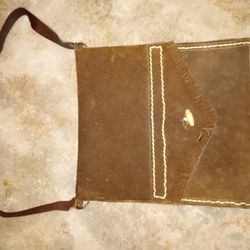 Vintage Leather purse $10