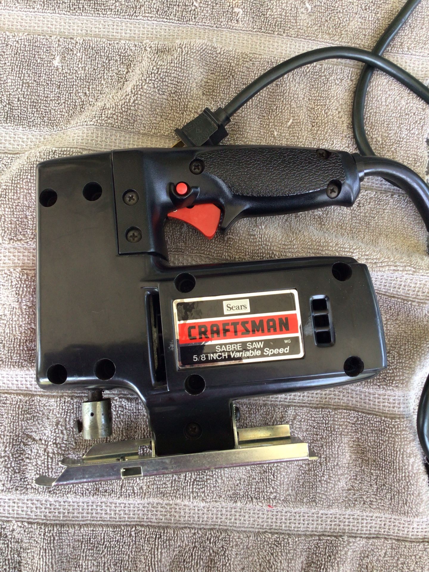 Sears Craftsman Sabre Saw 5/8 Inch Variable Speed No Blades Great Used Condition Runs Perfectly