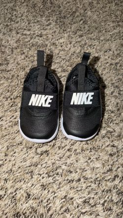 Toddler Nike Shoes 3C