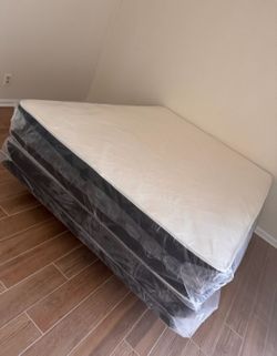 New Queen Size Mattress Regular with Box Spring Set Colchones Nuevos Queen 