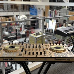 Pioneer DDJ-SZ2 Gold – Excellent Condition 