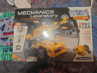 Unopened - Clementoni Mechanics Laboratory Lifting Equipment STEM Kit