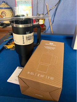 Stanley 40 oz tumbler