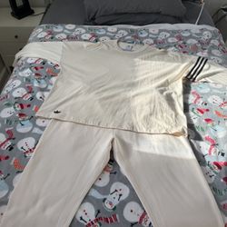 Men’s 2XL Cream, Adidas Jogging Outfit Set 