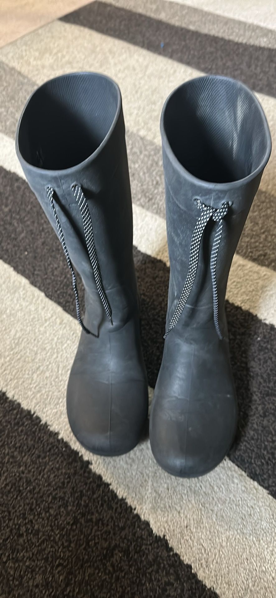 Crocs Boots Size Women’s 7