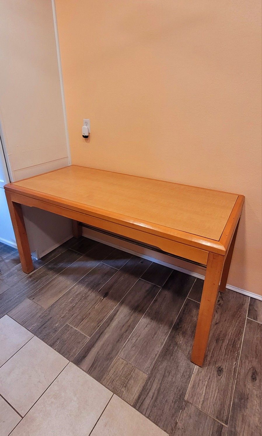 table for six people..