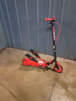 Y volution step scooter works great