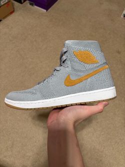 Size 11.5 - USED Air Jordan 1 High Flyknit Wolf Grey