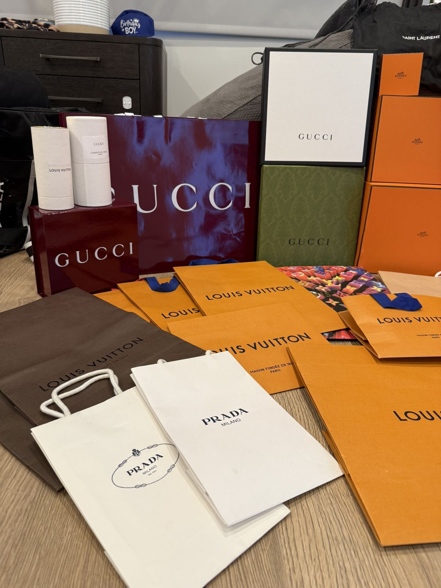 Authentic Designer Shopping Bags And Boxes (Louis Vuitton, Hermes , Gucci, Prada,)