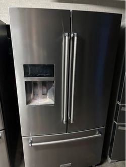 Fridges For sale are Plugged In free Deliver Water and ice