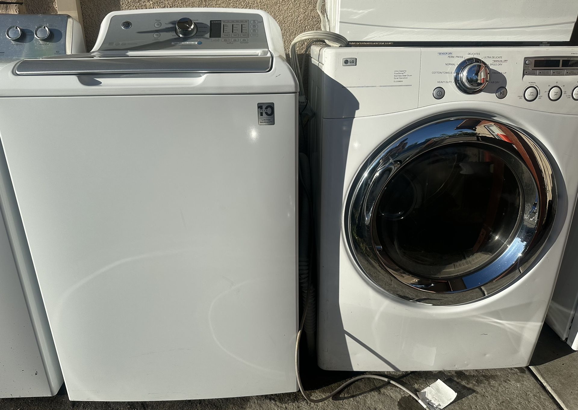 Washer & Electric Dryer Set