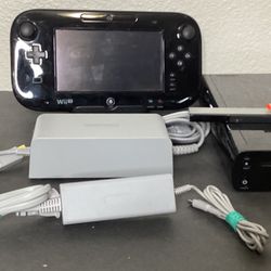 Nintendo Wii U  Console And Pad 