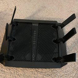 Netgear Nighthawk X6 Ac3200 Tri-band Wifi Router- R8000