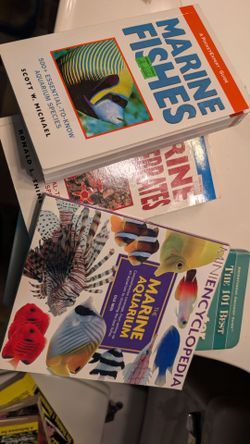 Ocean fishes guide books
