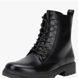 Women’s Size 9  Boots