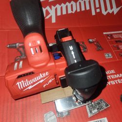 Firm Price 🛑 Milwaukee M12 3" Cut-Off Saw. W/battery Included. New. Open Box. Precio Firme 🛑 