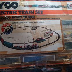 Tyco Electric Train Set 