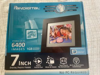Pandigital new in box digital photo frame
