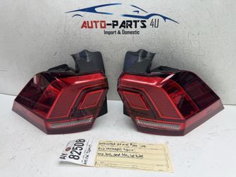 2018 - 2019 - 2020 - 21 - 2023 VOLKSWAGEN TIGUAN SET LEFT & RIGHT TAIL LIGHT OEM AY82508