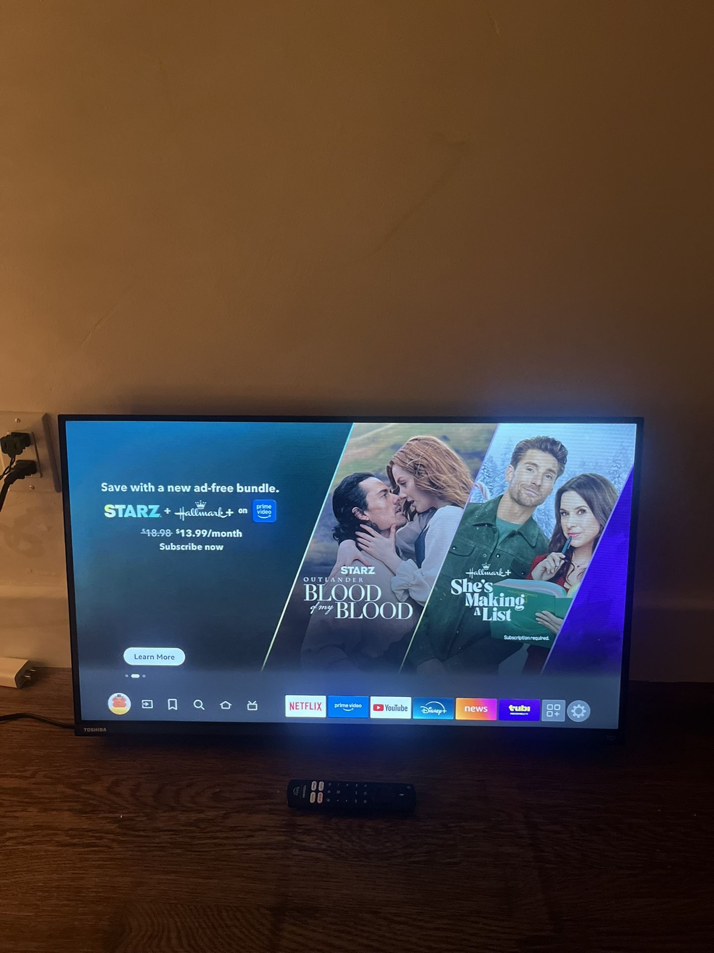 32 Inch Toshiba FireTV 