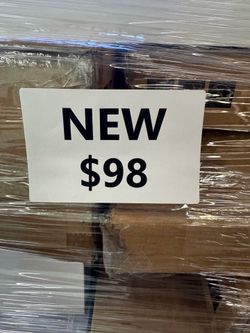 1x Pallet of NEW Store Overstock Liquidation Outlet
