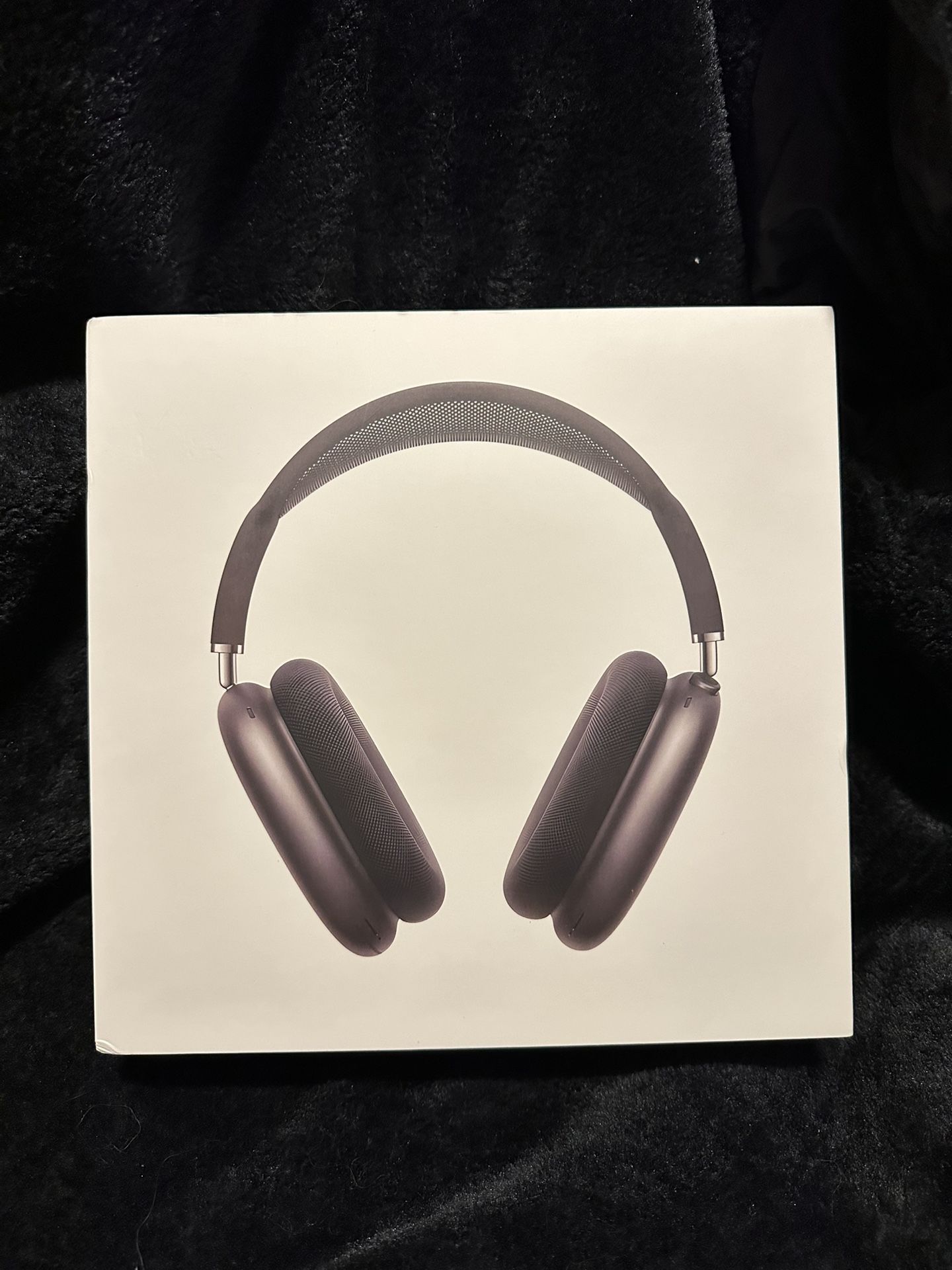Airpod max Midnight Black in perfect condition USB-C