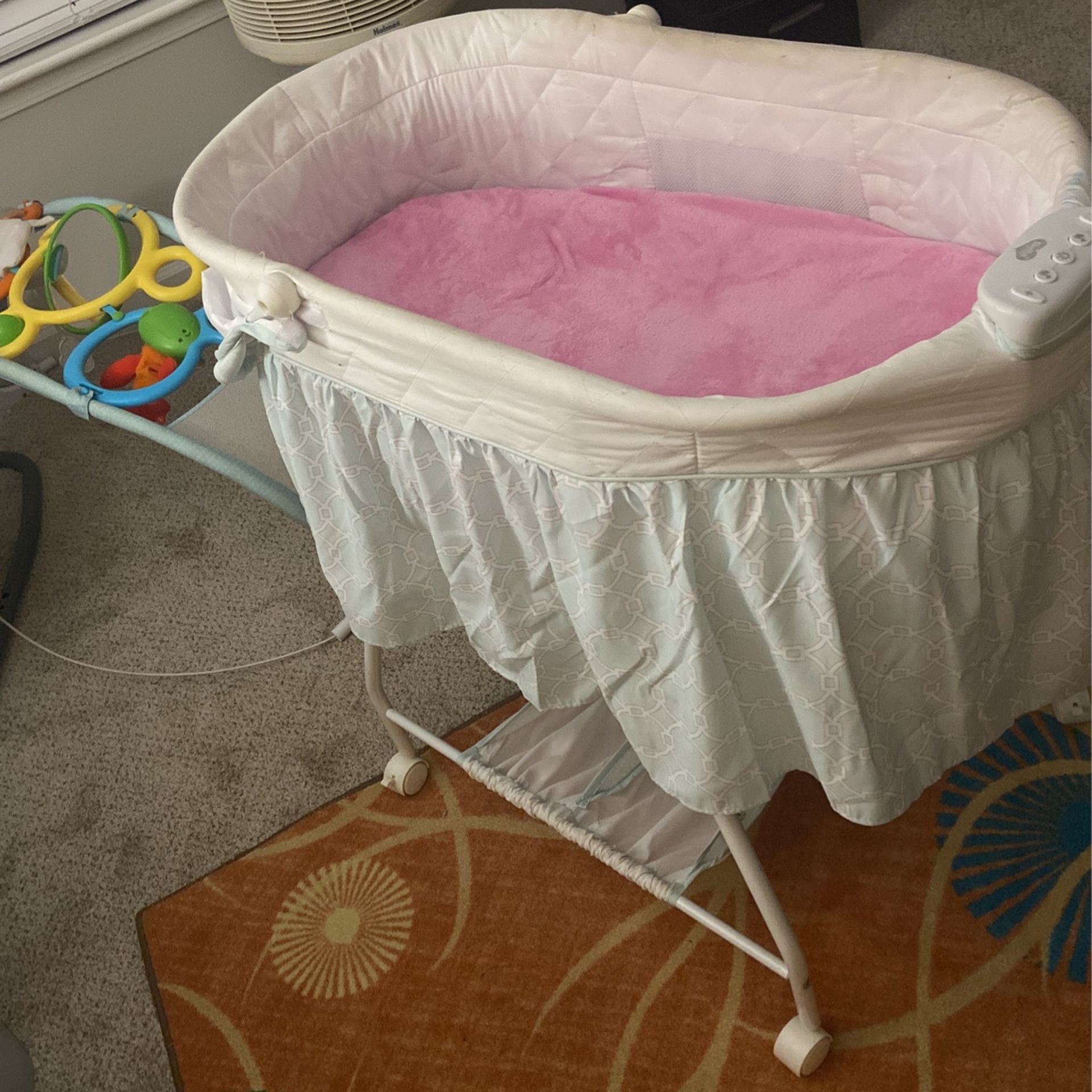 Bassinet 