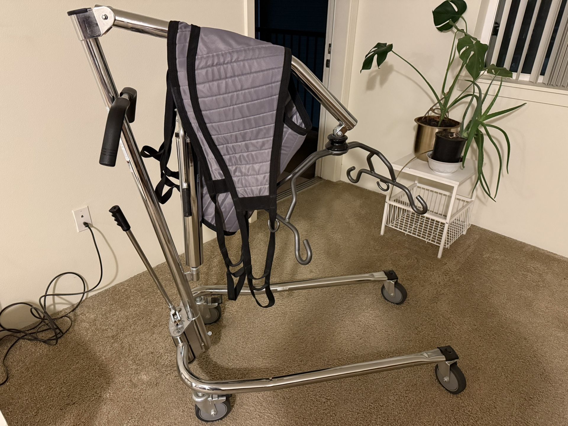 Patient Lifting With Sling