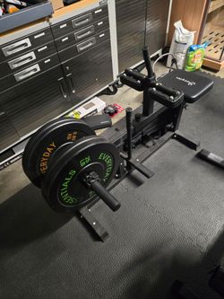 Weight machines/exercise equipment/home gym