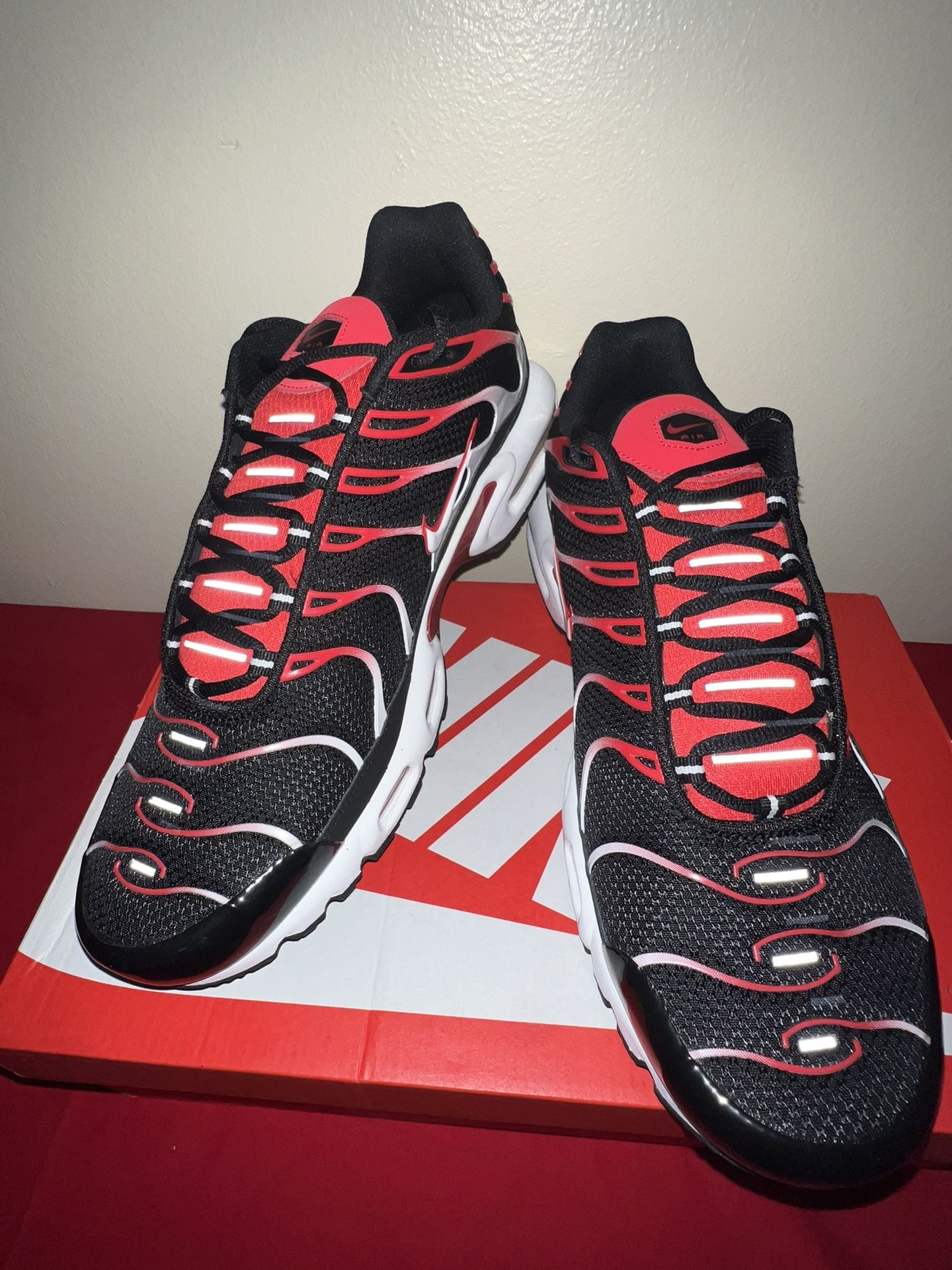 Nike Air Max Plus Black University Red(Size 14)