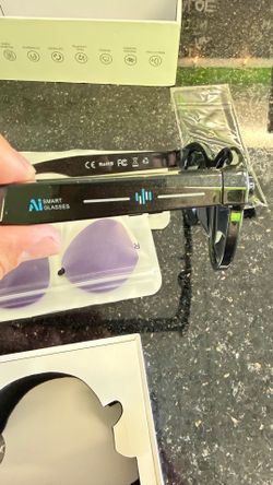 New - open box- Smart glasses