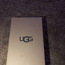 Ugg Sneakers (NEW)