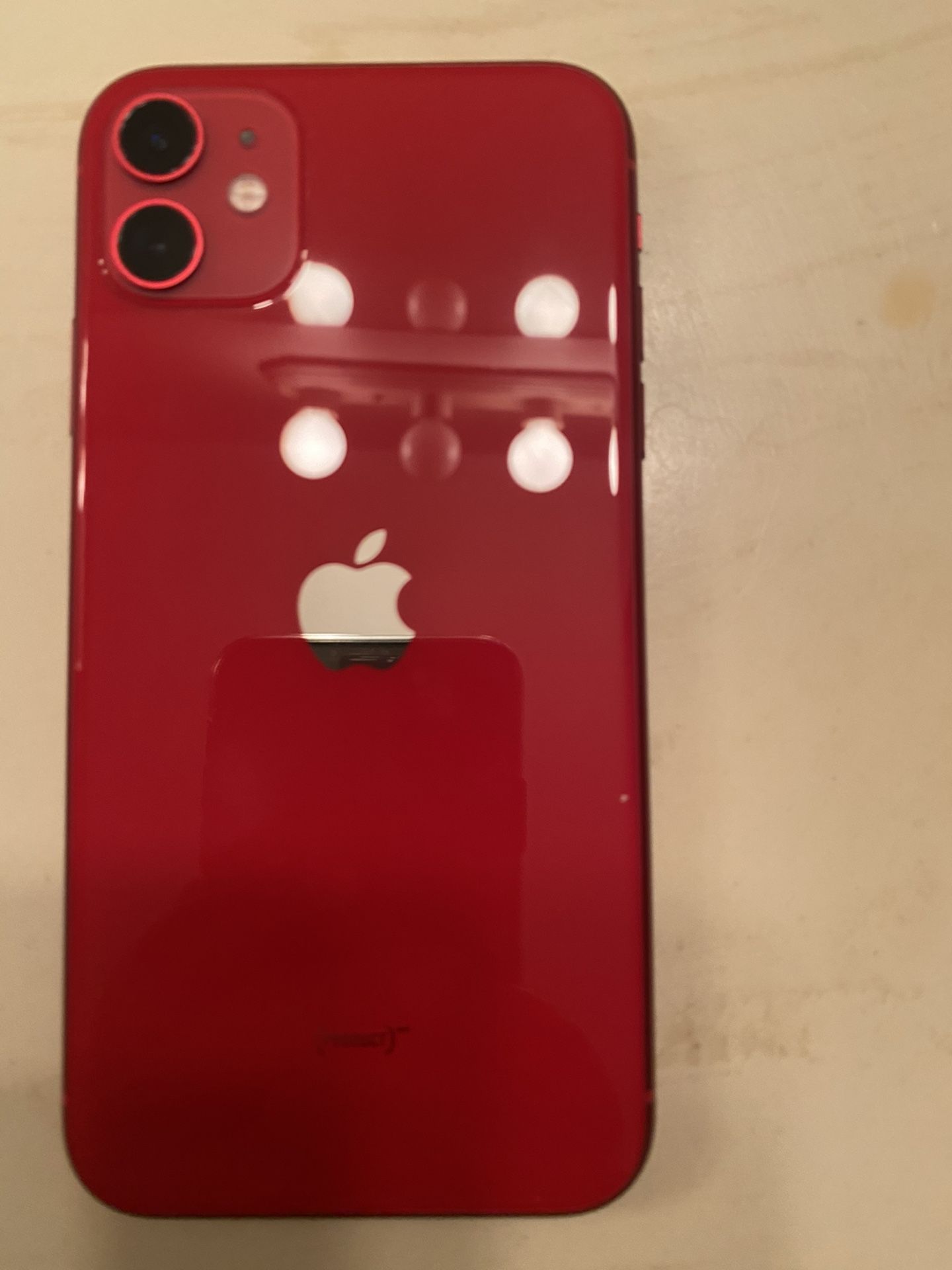 iPhone 11 128GB Product Red