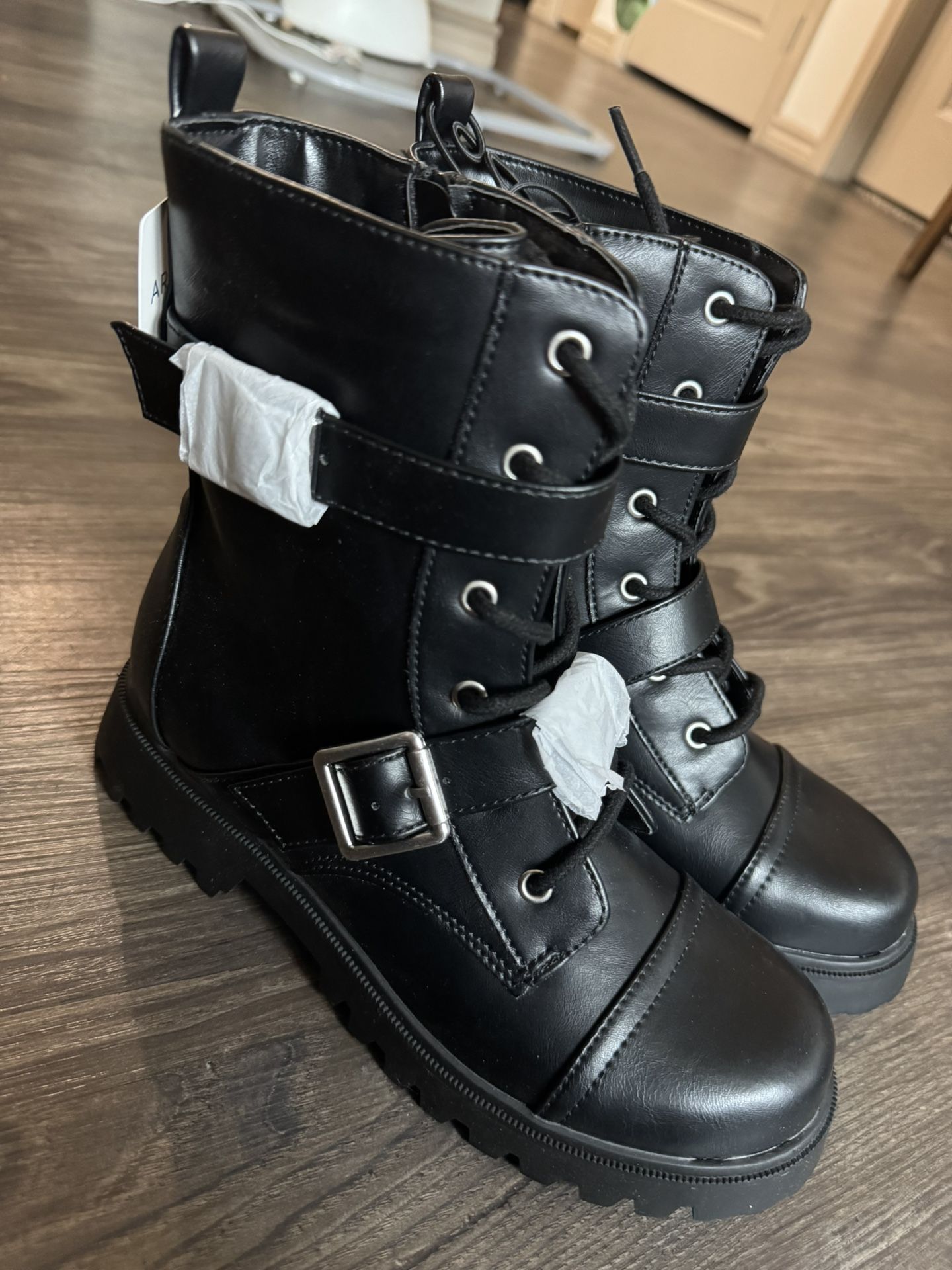 Black Boots