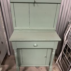 Vintage Desk/cabinet
