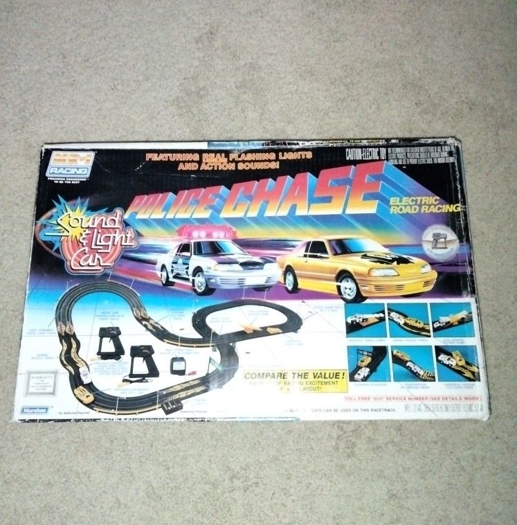 Marchon MR Police Chase HO Scale Slot Car Racing Set New Factory