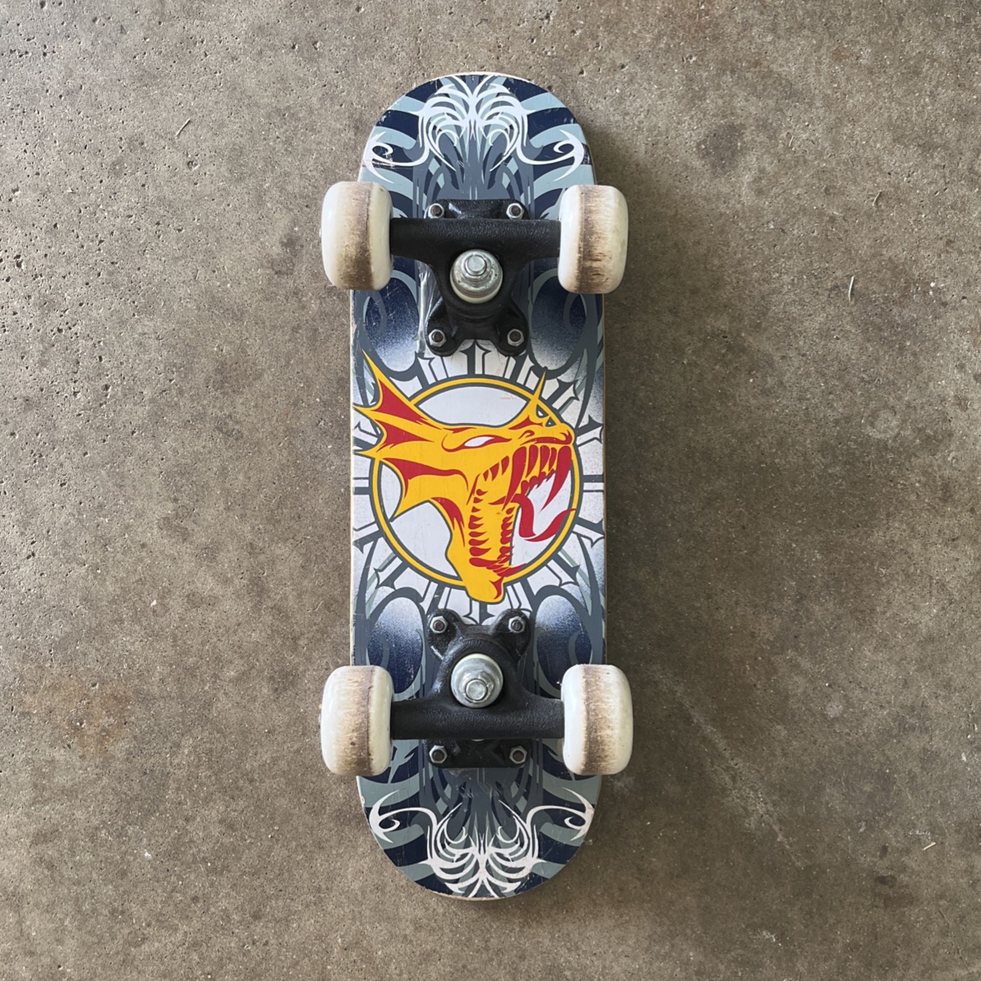 Kids Skateboard Dragon Design